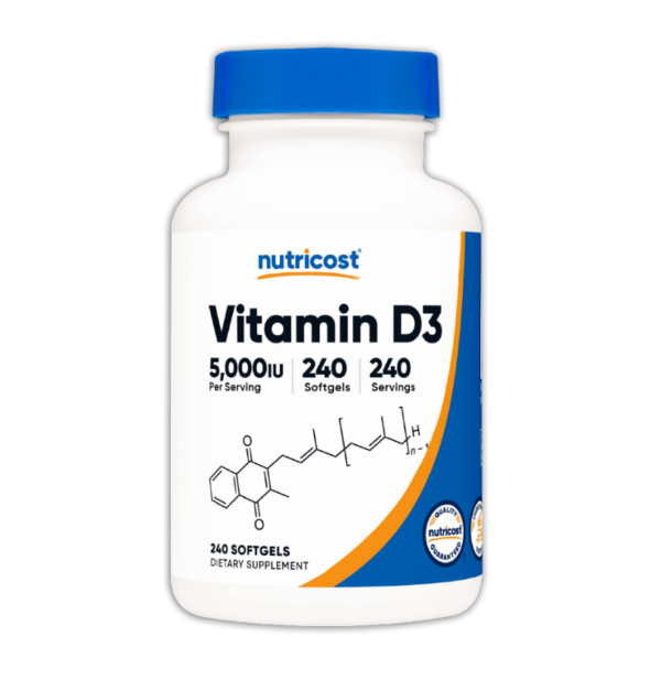 Vitamina D3 5000IU de Nutricost con 240 cápsulas blandas.